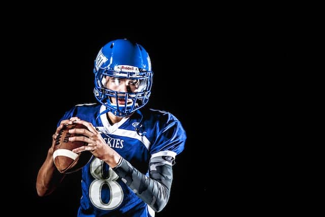7 Powerful Prayers for Football Players and Coaches